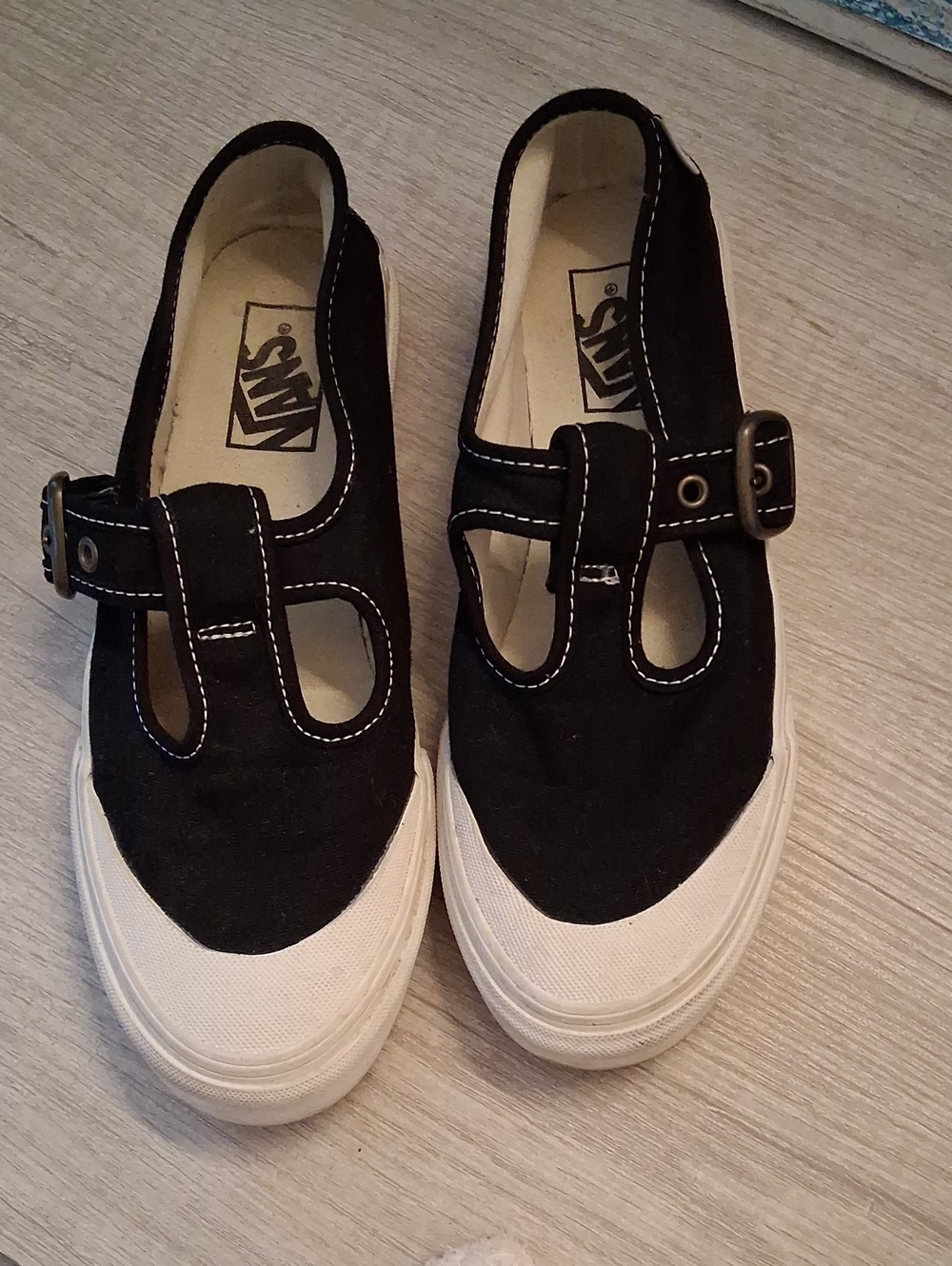 Vans Black Canvas T-Strap Mary Jane Sneakers Womens 8